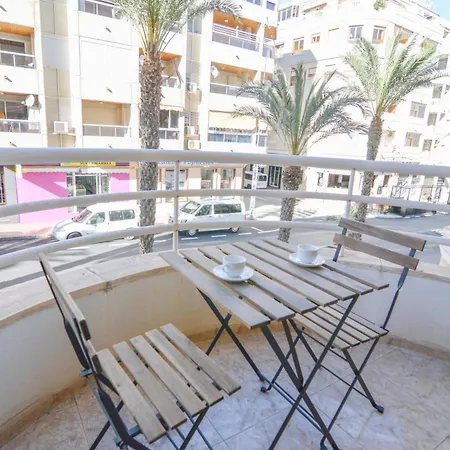 Apartment Au Coeur De Torreveija